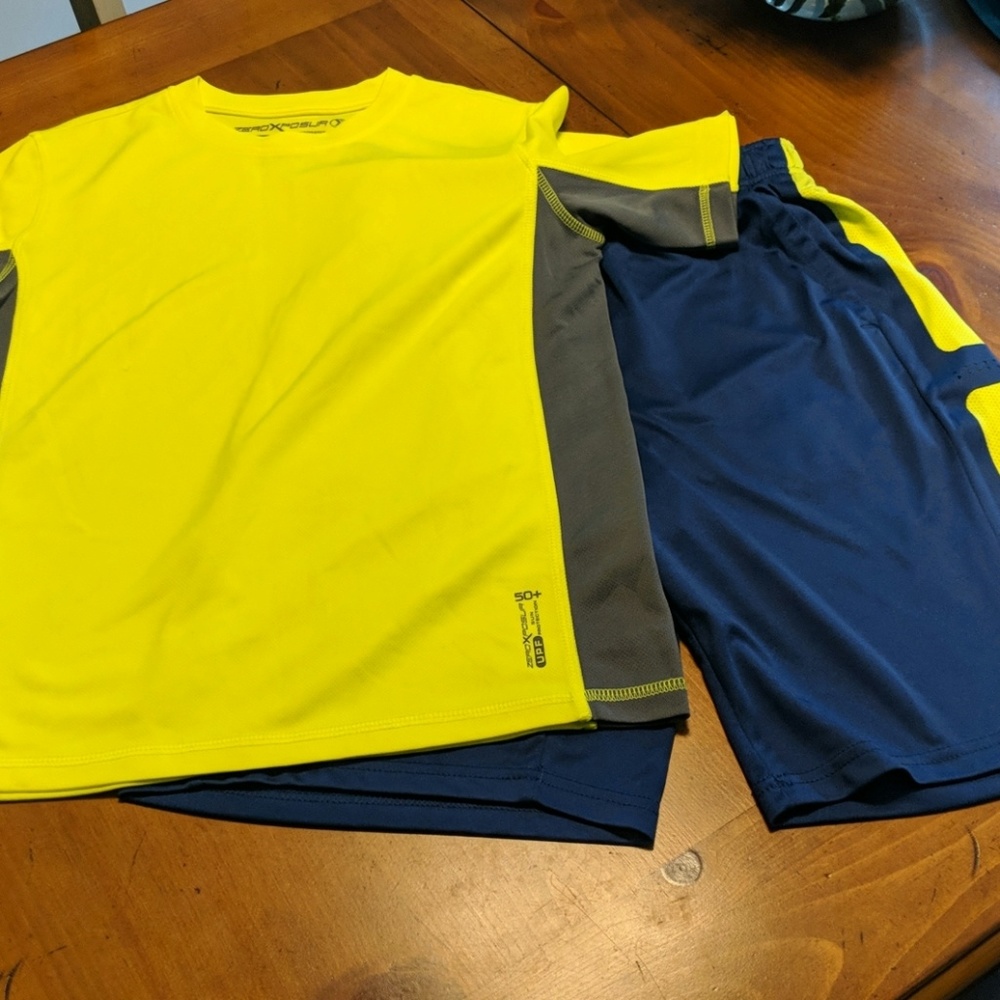Zeroposure boy's shirt and shorts